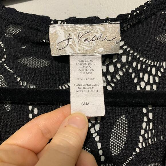 J Valdi Daisy Floral Lace Flower Deep V-Neck Black Swimwear Cover Up Small - Picture 10 of 11